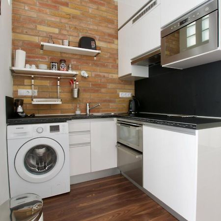 בודפשט Standard Apartment By Hi5 - Nagymezo 11 מראה חיצוני תמונה