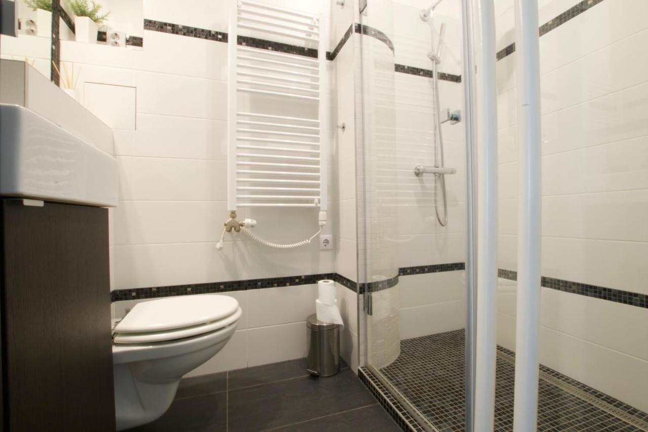 בודפשט Standard Apartment By Hi5 - Nagymezo 11 מראה חיצוני תמונה