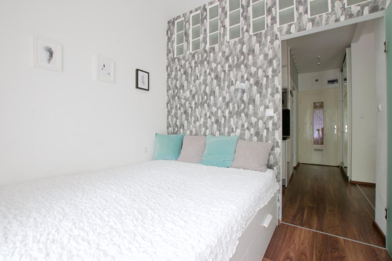 בודפשט Standard Apartment By Hi5 - Nagymezo 11 מראה חיצוני תמונה
